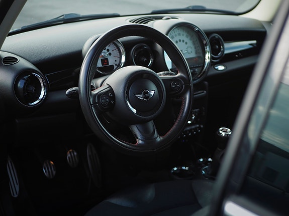 MINI Cooper SD 12 of 12