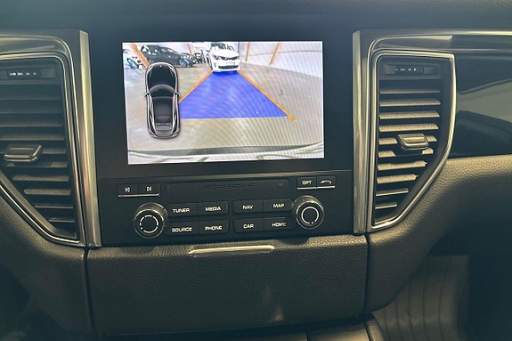 Porsche Macan S 22 of 28