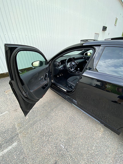 Mercedes-Benz A180 6 of 7