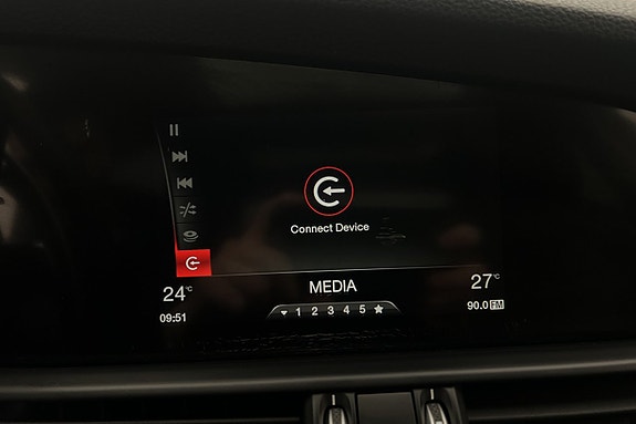 Alfa Romeo Giulia 20 of 28