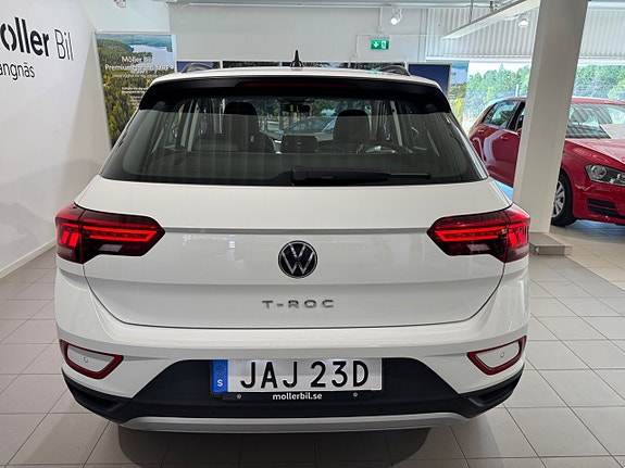 Volkswagen T-Roc 4 of 11