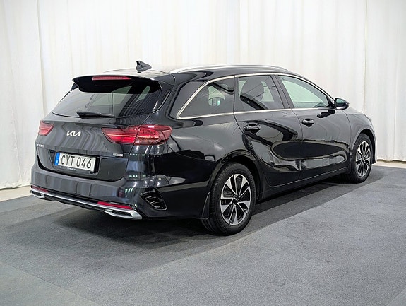 Kia Ceed 4 of 13