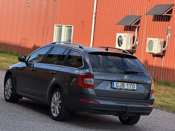 Skoda Octavia 6 of 9