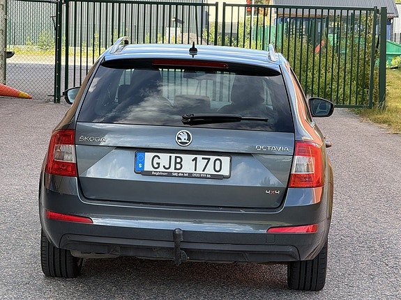 Skoda Octavia 4 of 9