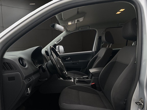 Volkswagen Amarok 15 of 30