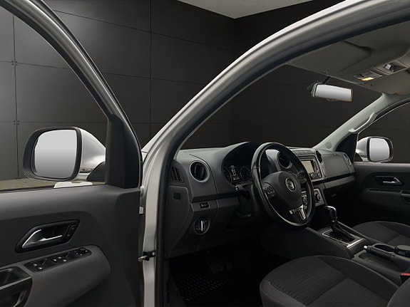 Volkswagen Amarok 14 of 30
