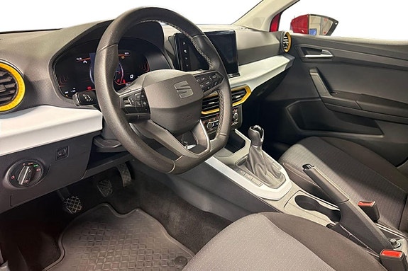 Seat Arona 12 of 15