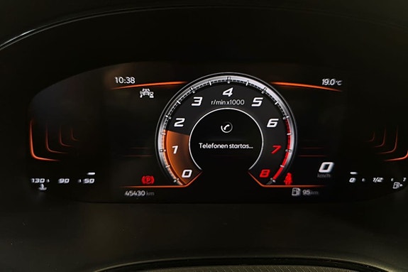 Seat Arona 10 of 15