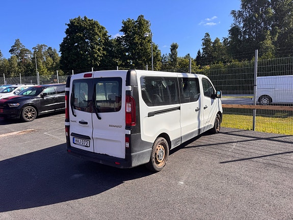 Renault Trafic 4 of 5