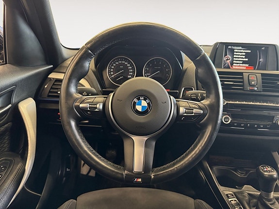 BMW 116i 12 of 21