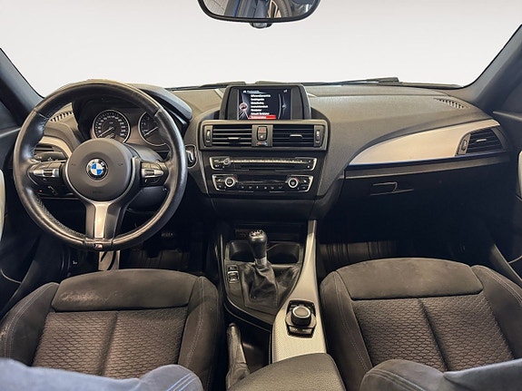 BMW 116i 9 of 21