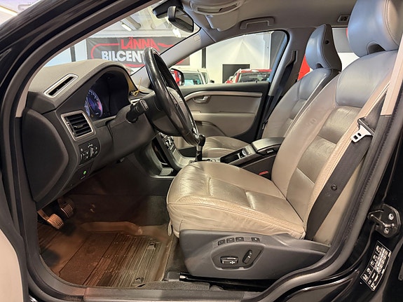 Volvo V70 10 of 21