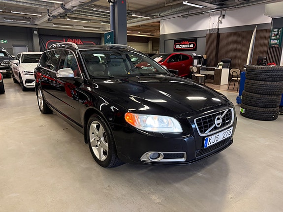 Volvo V70 4 of 21
