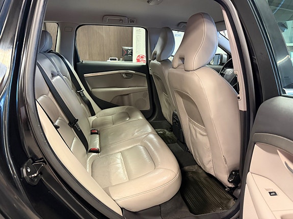 Volvo V70 19 of 21