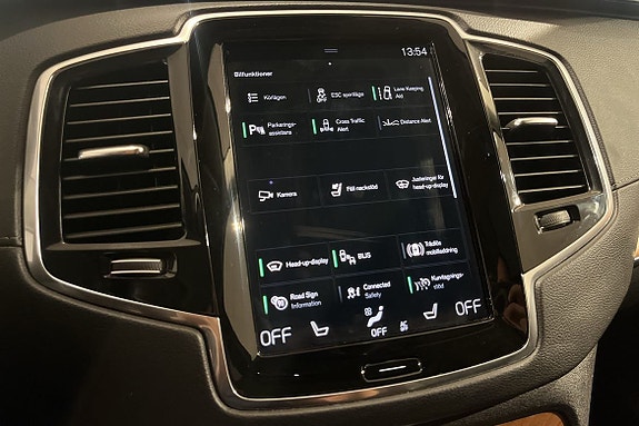 Volvo XC90 19 of 20