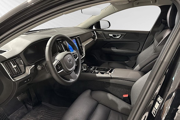 Volvo V60 7 of 16