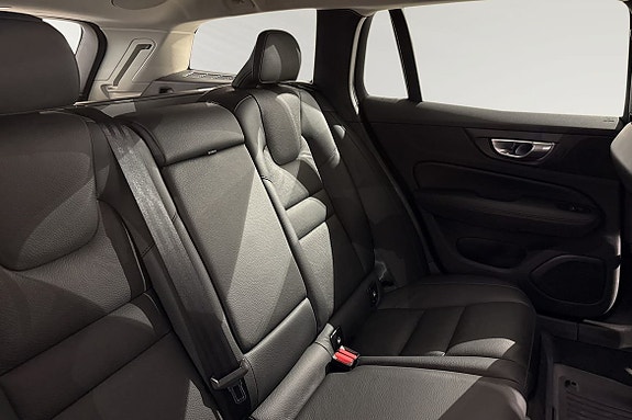 Volvo V60 11 of 16
