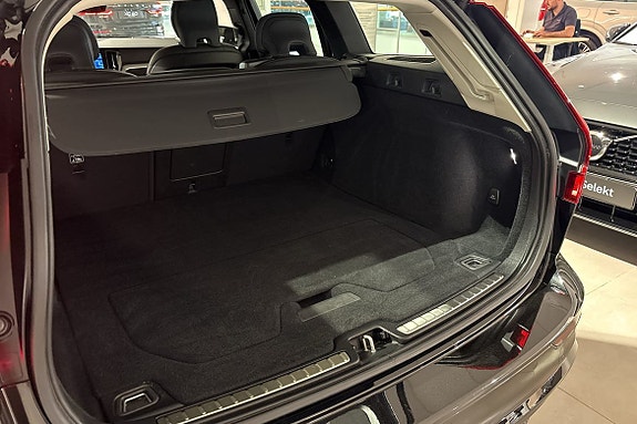 Volvo V60 16 of 16