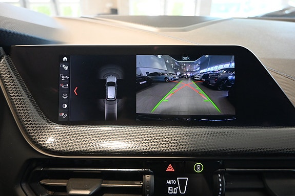 BMW 118i 18 of 22
