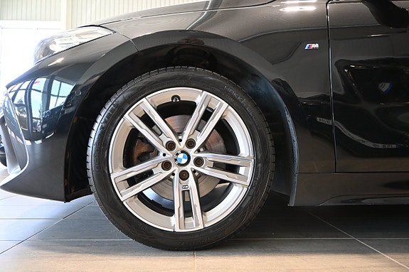 BMW 118i 6 of 22