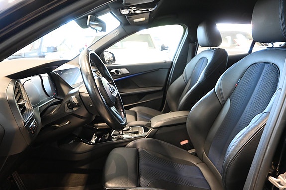 BMW 118i 8 of 22