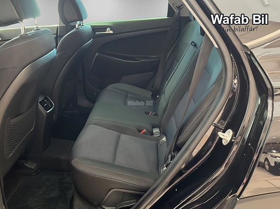 Hyundai Tucson 9 of 14