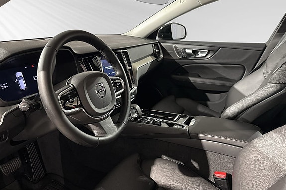 Volvo V60 7 of 16