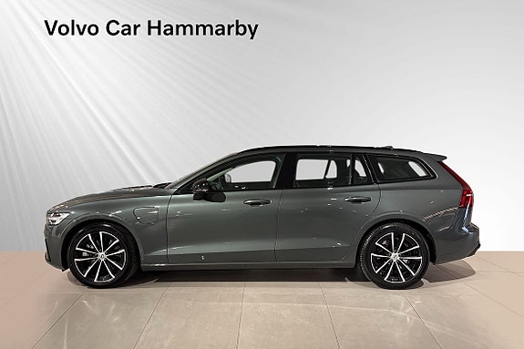 Volvo V60 3 of 16
