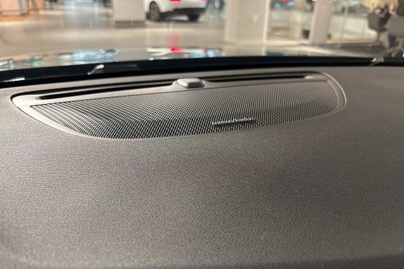 Volvo V60 14 of 16