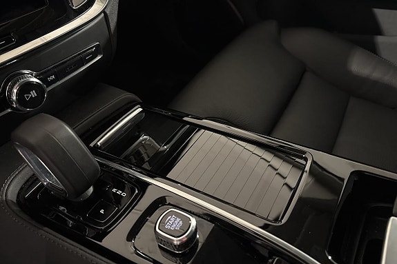 Volvo V60 13 of 16