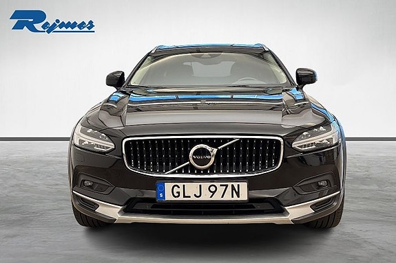 Volvo V90 Cross Country 4 of 21