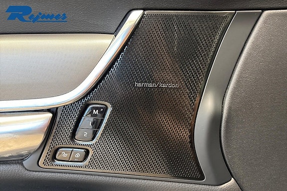 Volvo V90 Cross Country 15 of 21