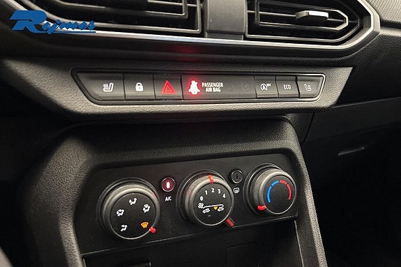 Dacia Sandero 12 of 17