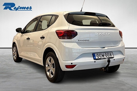 Dacia Sandero 3 of 5