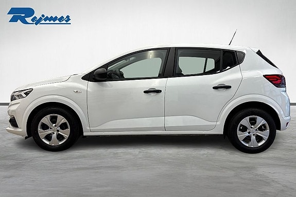 Dacia Sandero 3 of 17