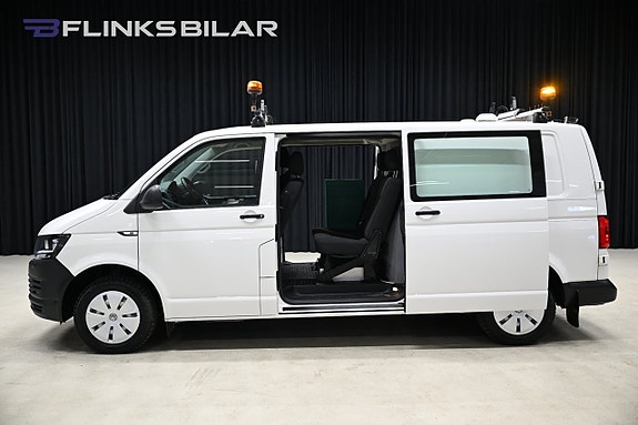 Volkswagen Transporter 4 of 30