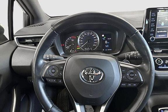 Toyota Corolla 11 of 12