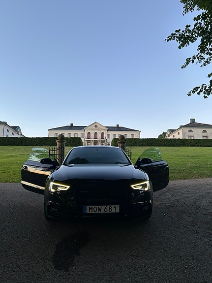 Audi A5 2 of 15