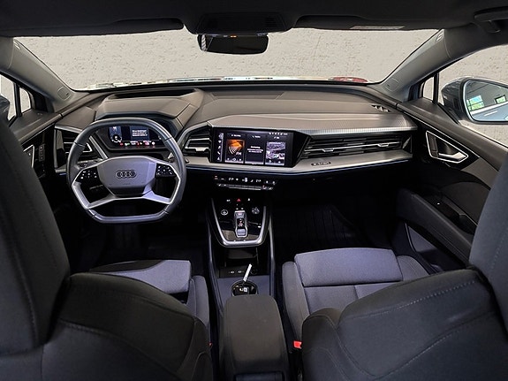 Audi Q4 e-tron 5 of 5