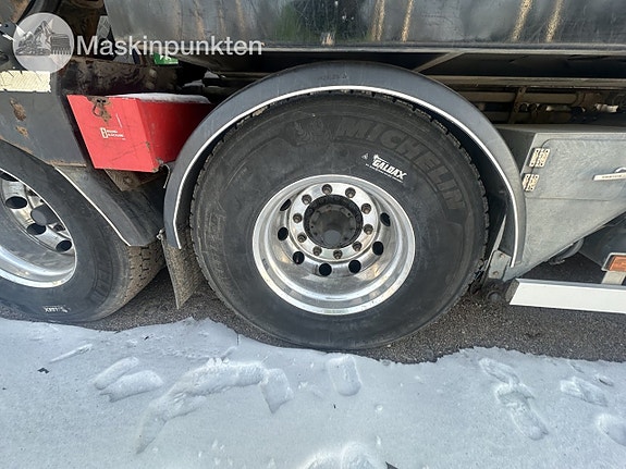 SCANIA R770B8X4*4NB Huggbil 26 of 27
