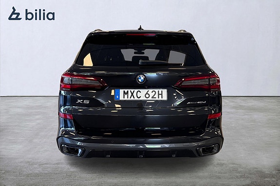 BMW X5 4 of 5