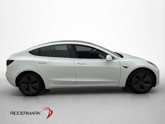 Tesla Model 3 5 of 5