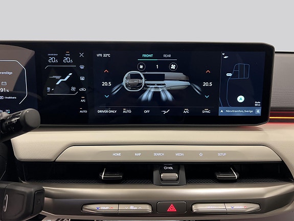 Kia EV4 13 of 26