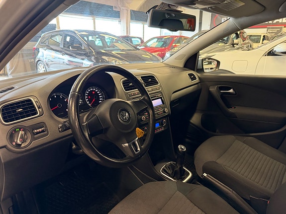Volkswagen Polo 11 of 21