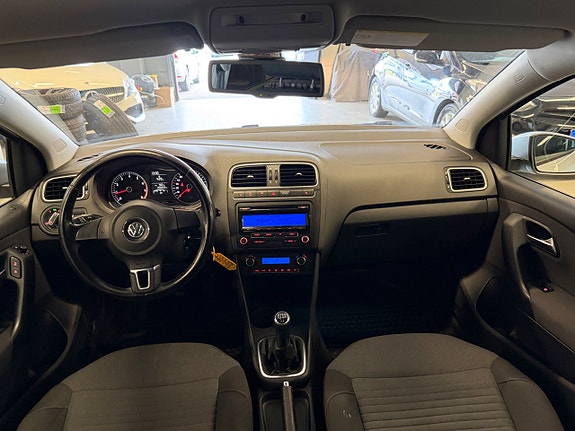 Volkswagen Polo 19 of 21