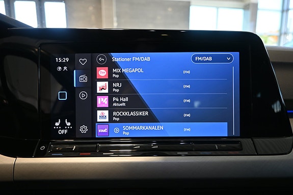 Volkswagen Golf Alltrack 18 of 28