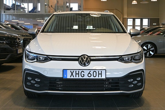 Volkswagen Golf Alltrack 5 of 28