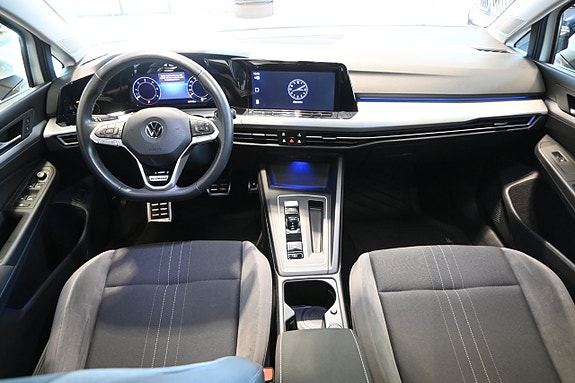 Volkswagen Golf Alltrack 9 of 28