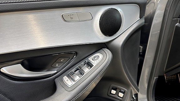 Mercedes-Benz GLC220 d 14 of 18