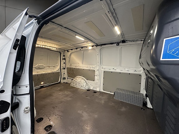 Mercedes-Benz Vito 119 16 of 30